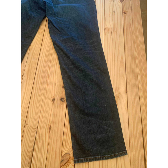 Jos A Bank 1905 jeans - like new - 40W 32L - Picture 8 of 11